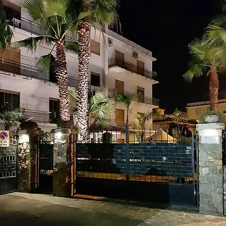 Baia Azzurra *
